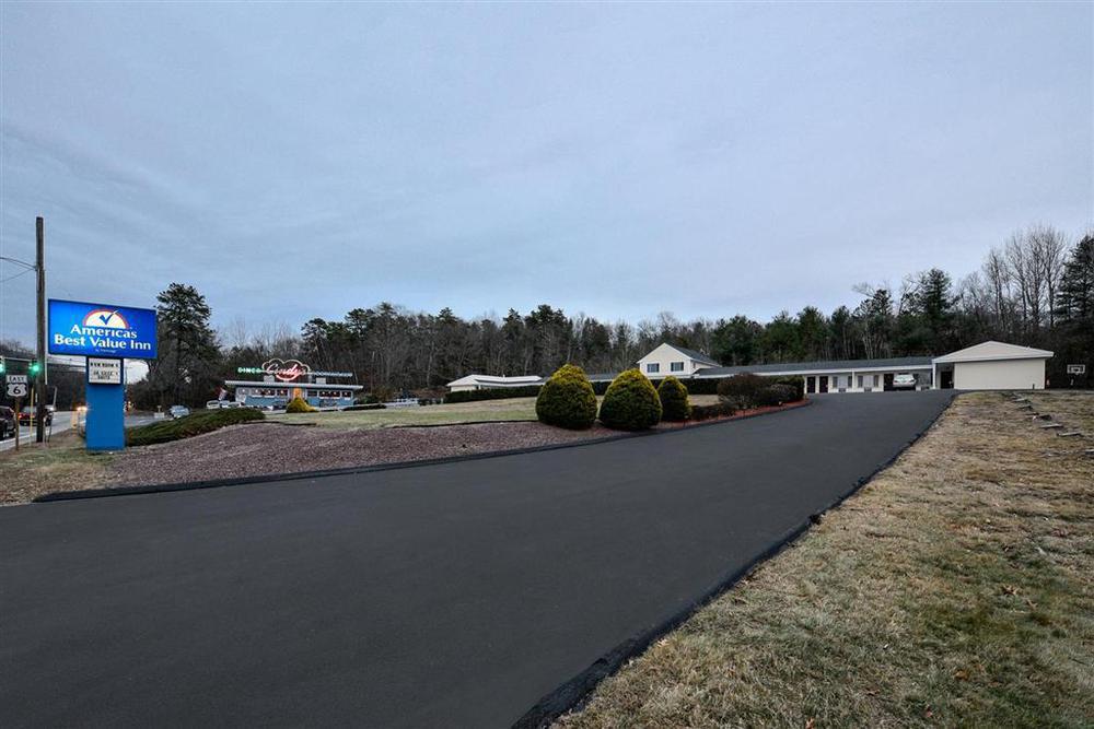 Americas Best Value Inn Providence-North Scituate Exterior foto